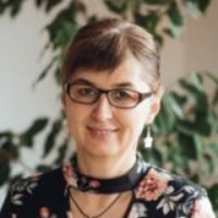 Simona Husarová