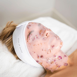 Kompletní kosmetické ošetření s luxusní doplňkovou maskou 90 min