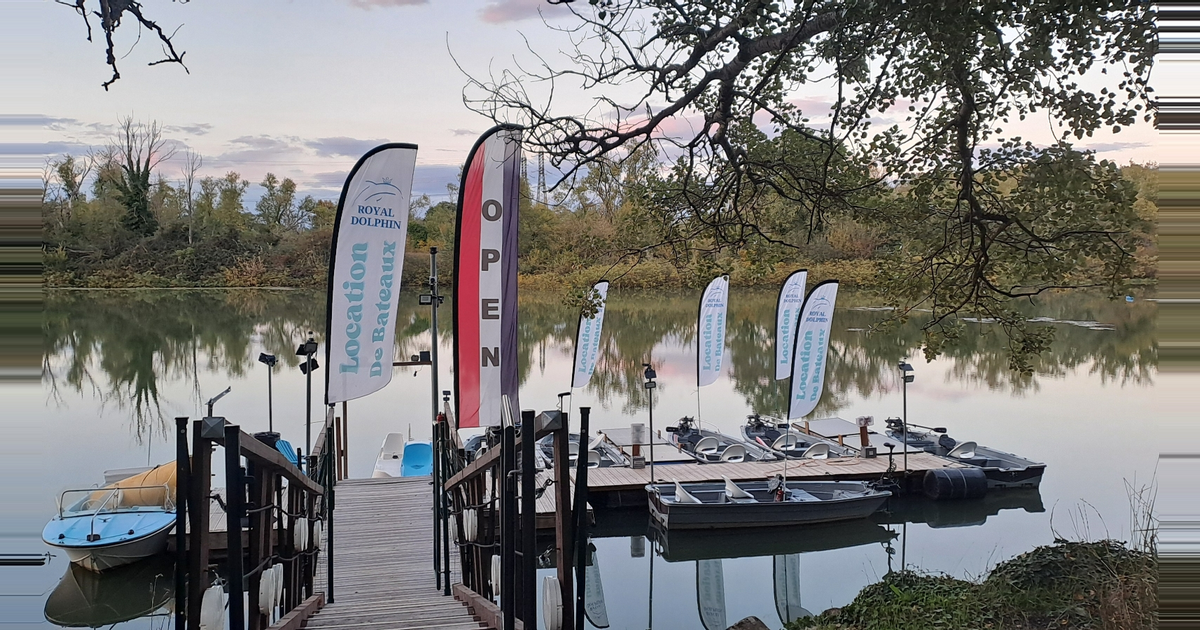 Location Bateau 3H | ROYAL DOLPHIN SASU