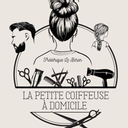 La petite coiffeuse