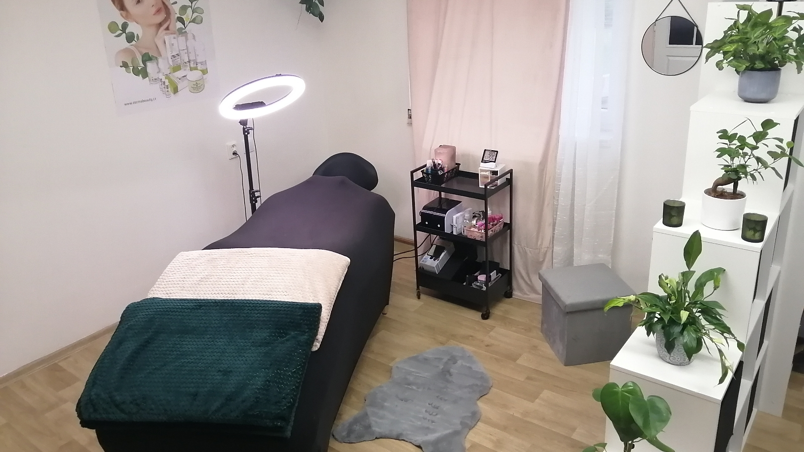 Studio Relax - Bára Mikanová