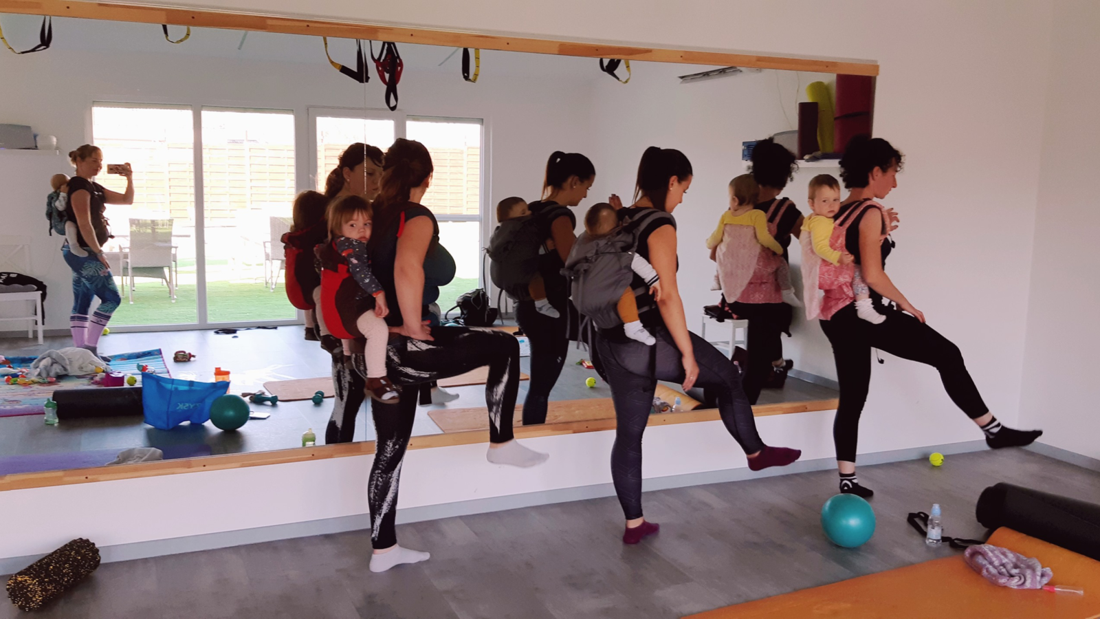 Kismama és Baba-Mama Hordozós Torna