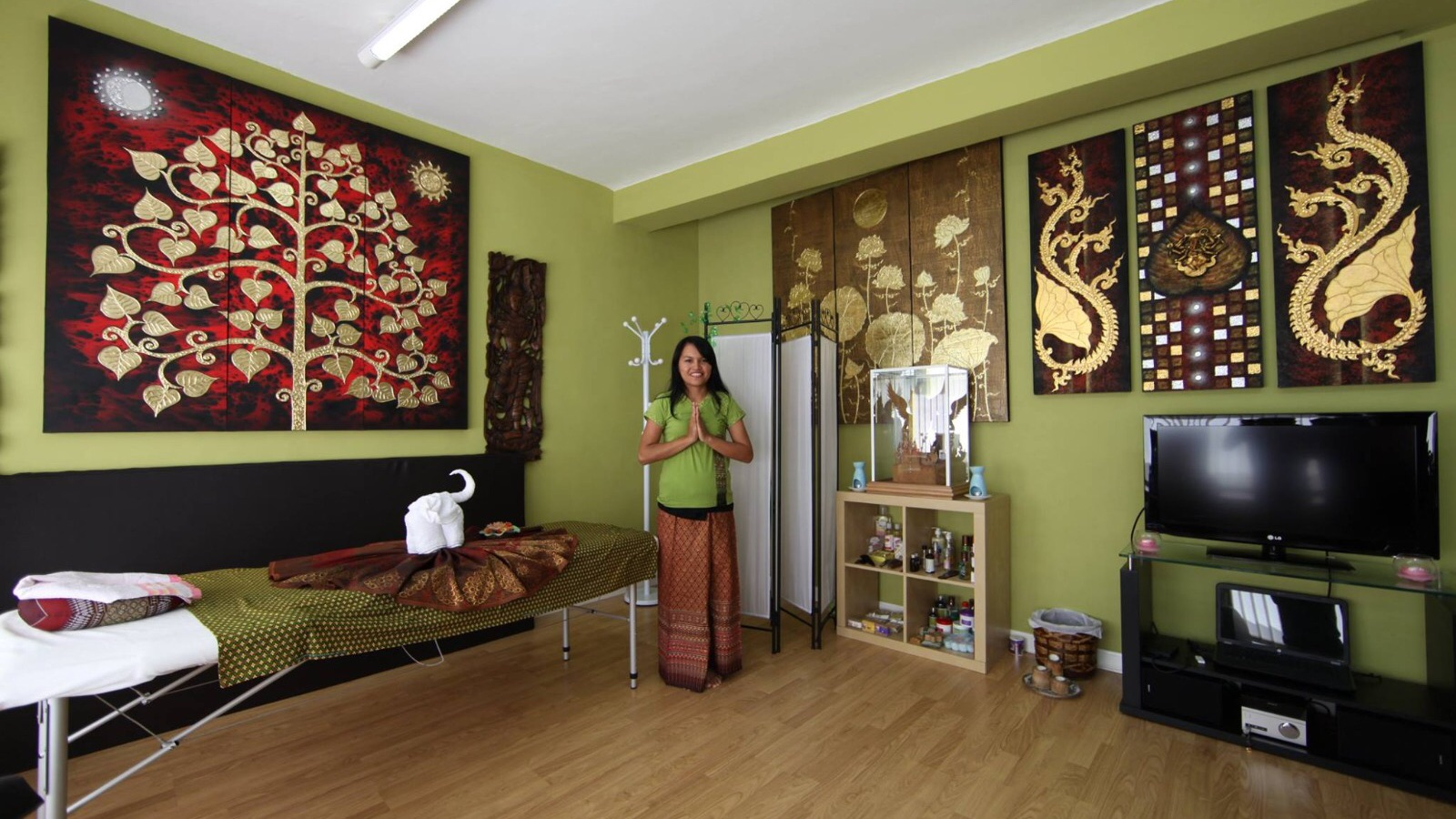 Nat Masaje Tailandés