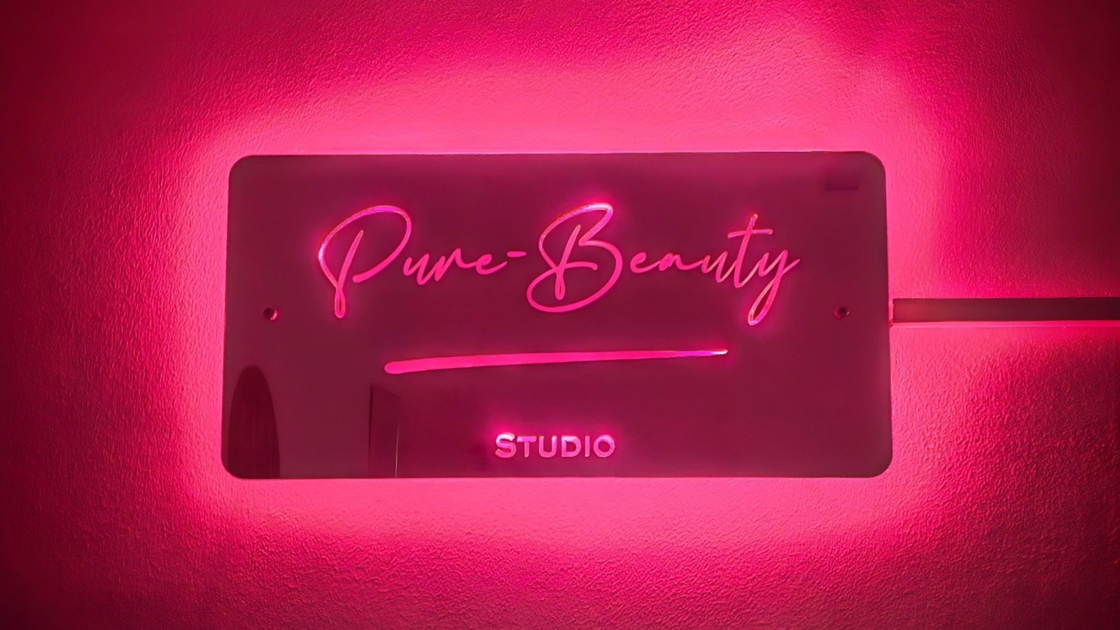 Pure-Beauty Studio