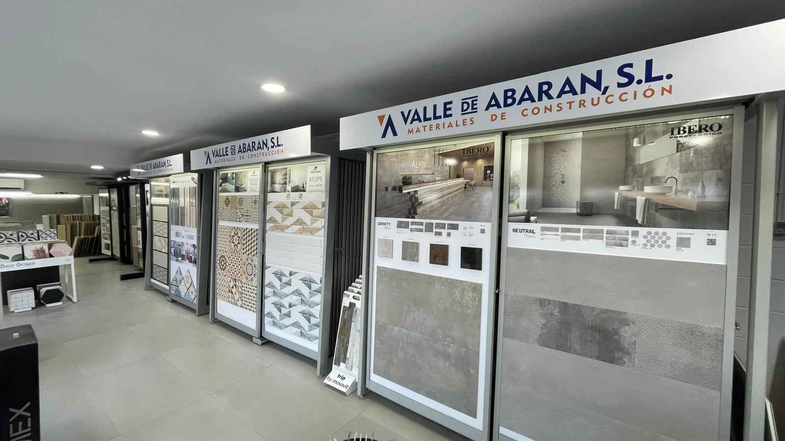 Exposición cerámica y baño VALLE DE ABARAN