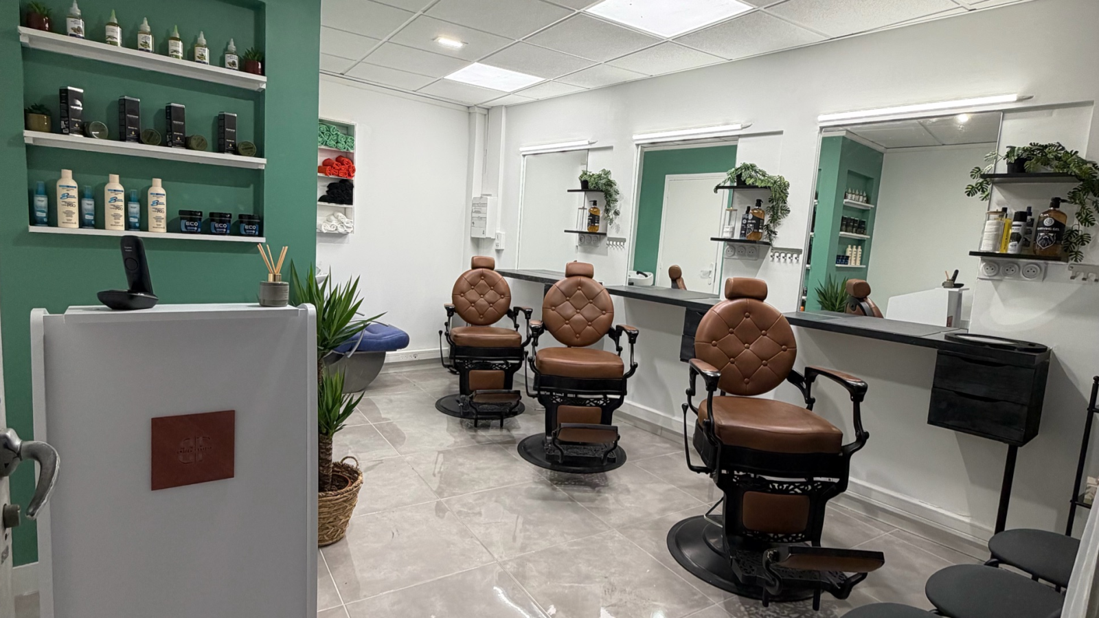 BARBER TSITSI