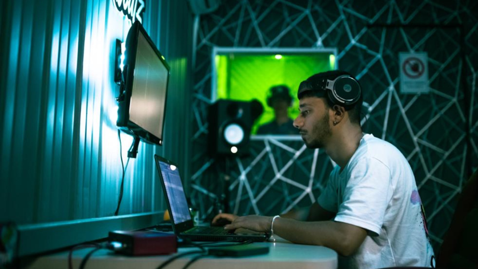 DMBTZ’s STUDIO