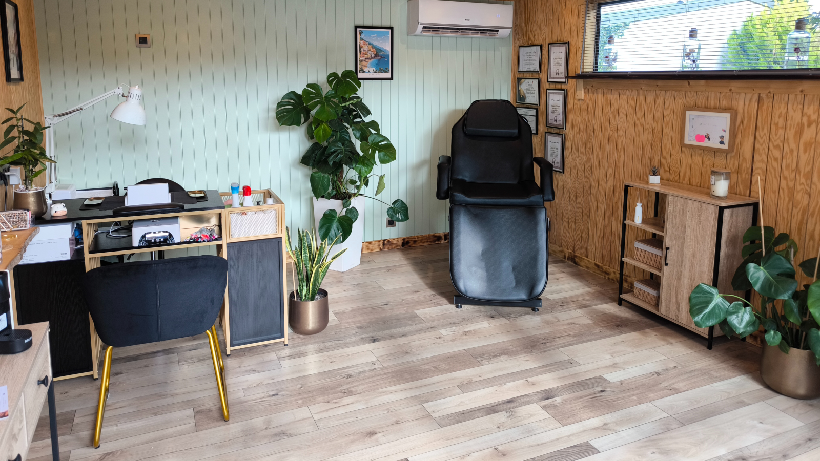 Lorna Studio