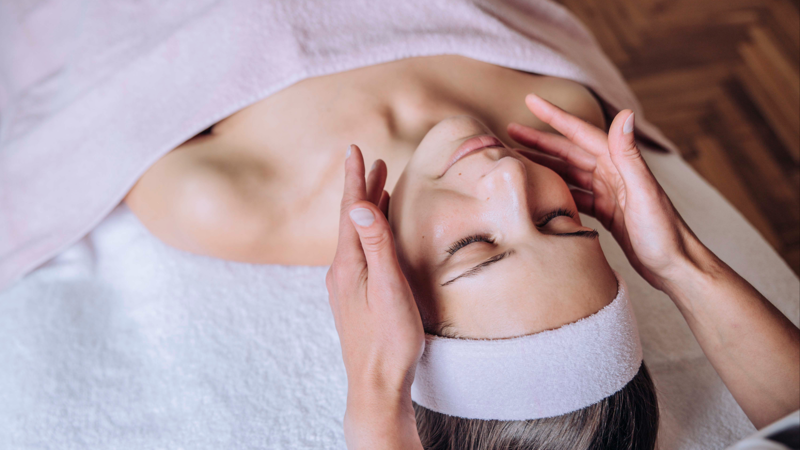 KOSMETICKÝ SALON SÁRA STIKSOVÁ