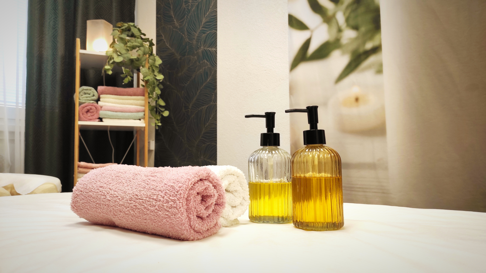 Masáže - Monika Kocourová