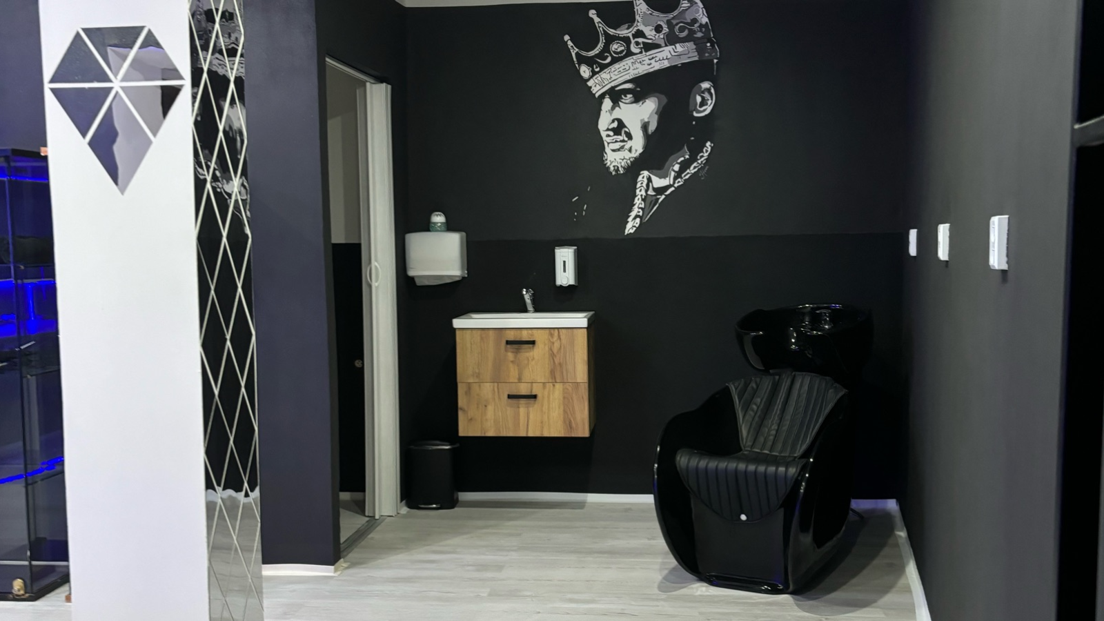 MP Barber shop