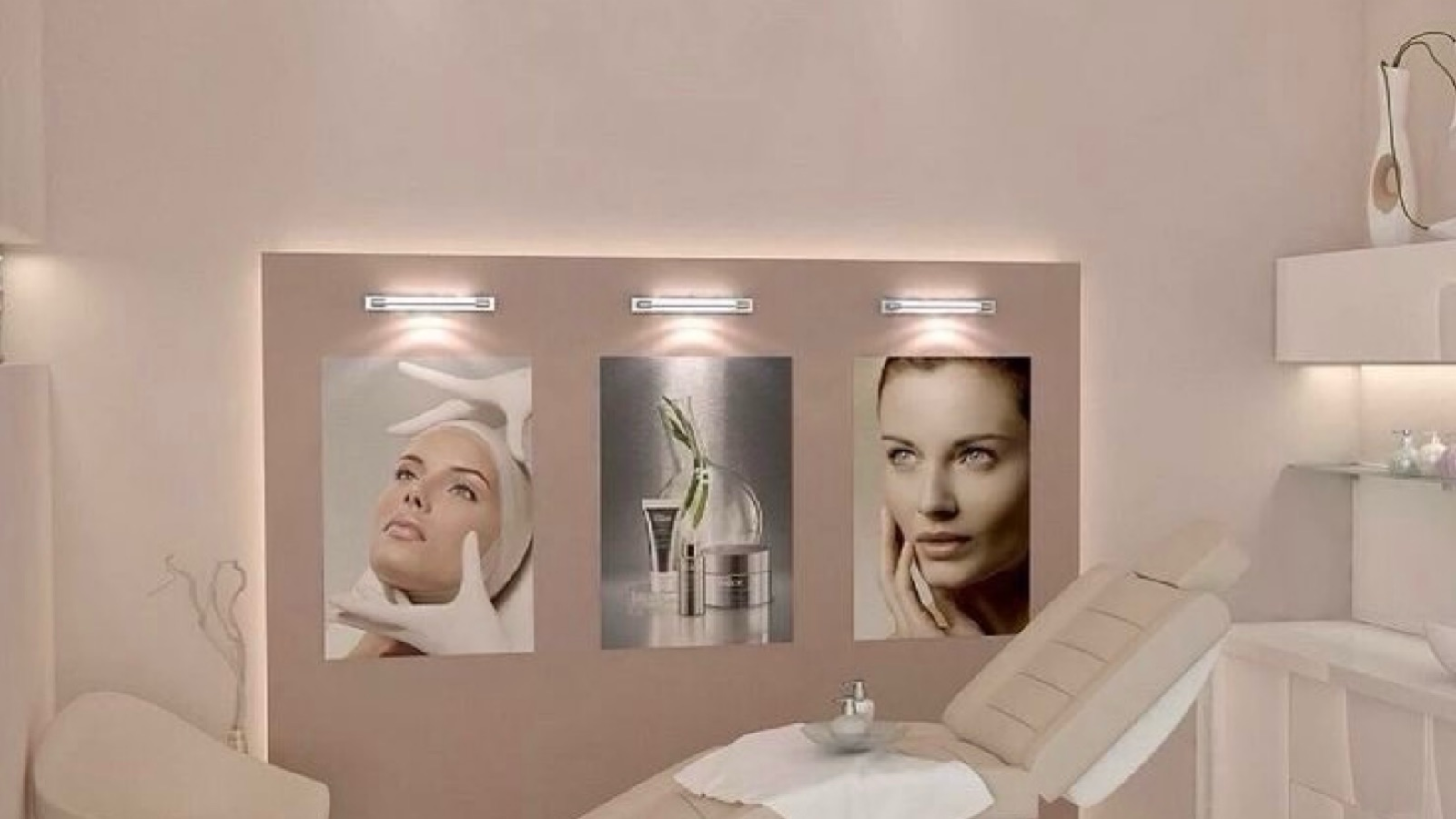 Studio Sacred Moment