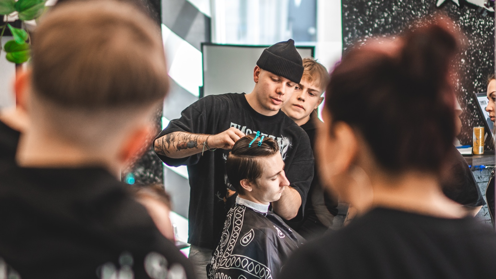 STREET BLOCK BARBER SHOP