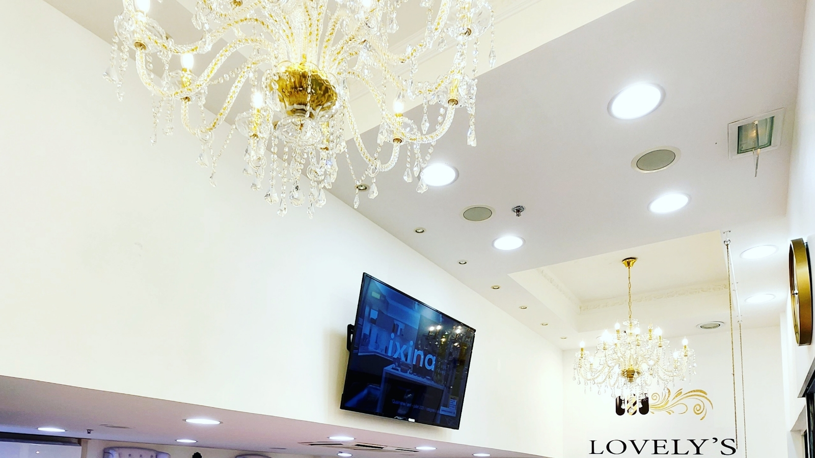 LOVELY ' S NAIL BEAUTY Gond-pontouvre à 5 minutes de Champniers