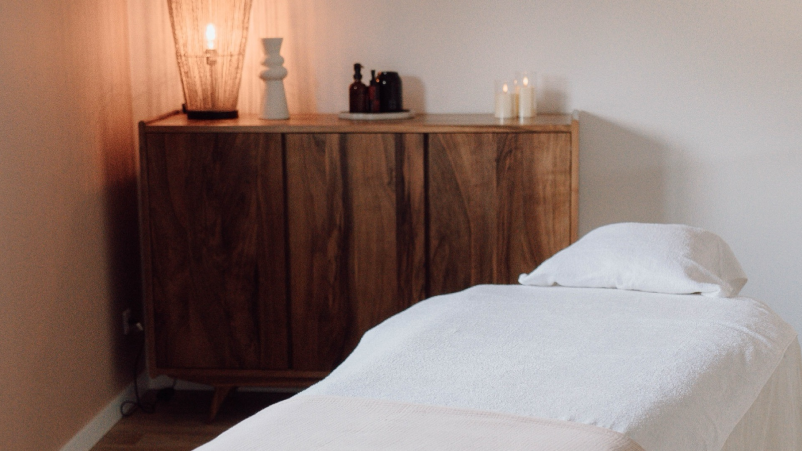 L’ESSENTIEL - massage & drainage / Espace féminin