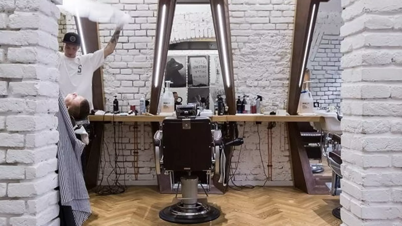 Good Times Barbershop & Tattoo