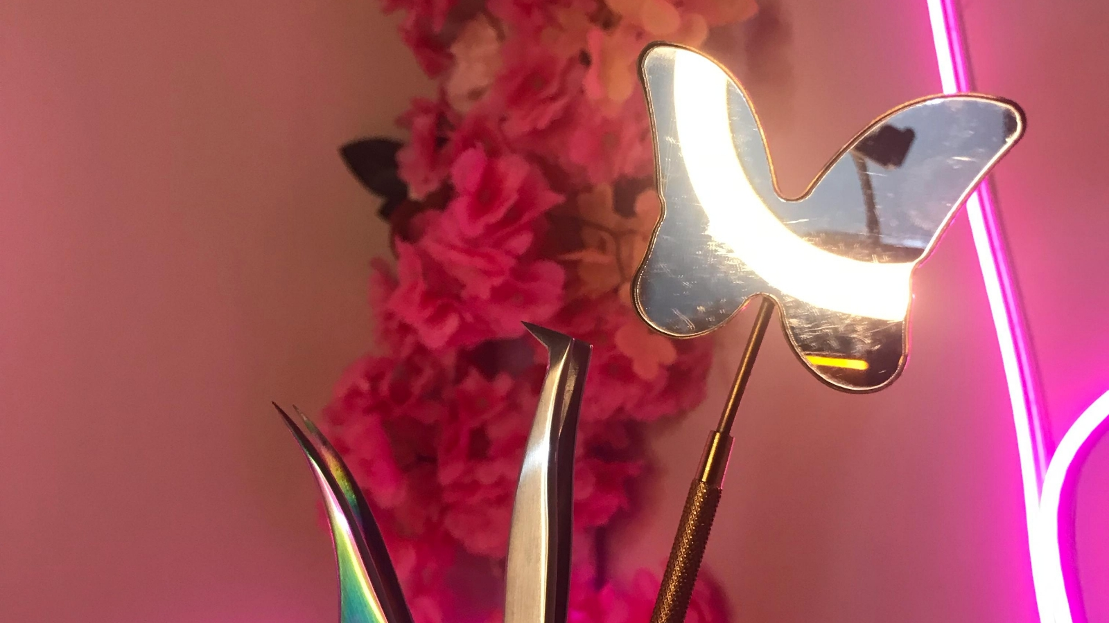 Paloma Oliveira Lash Designer