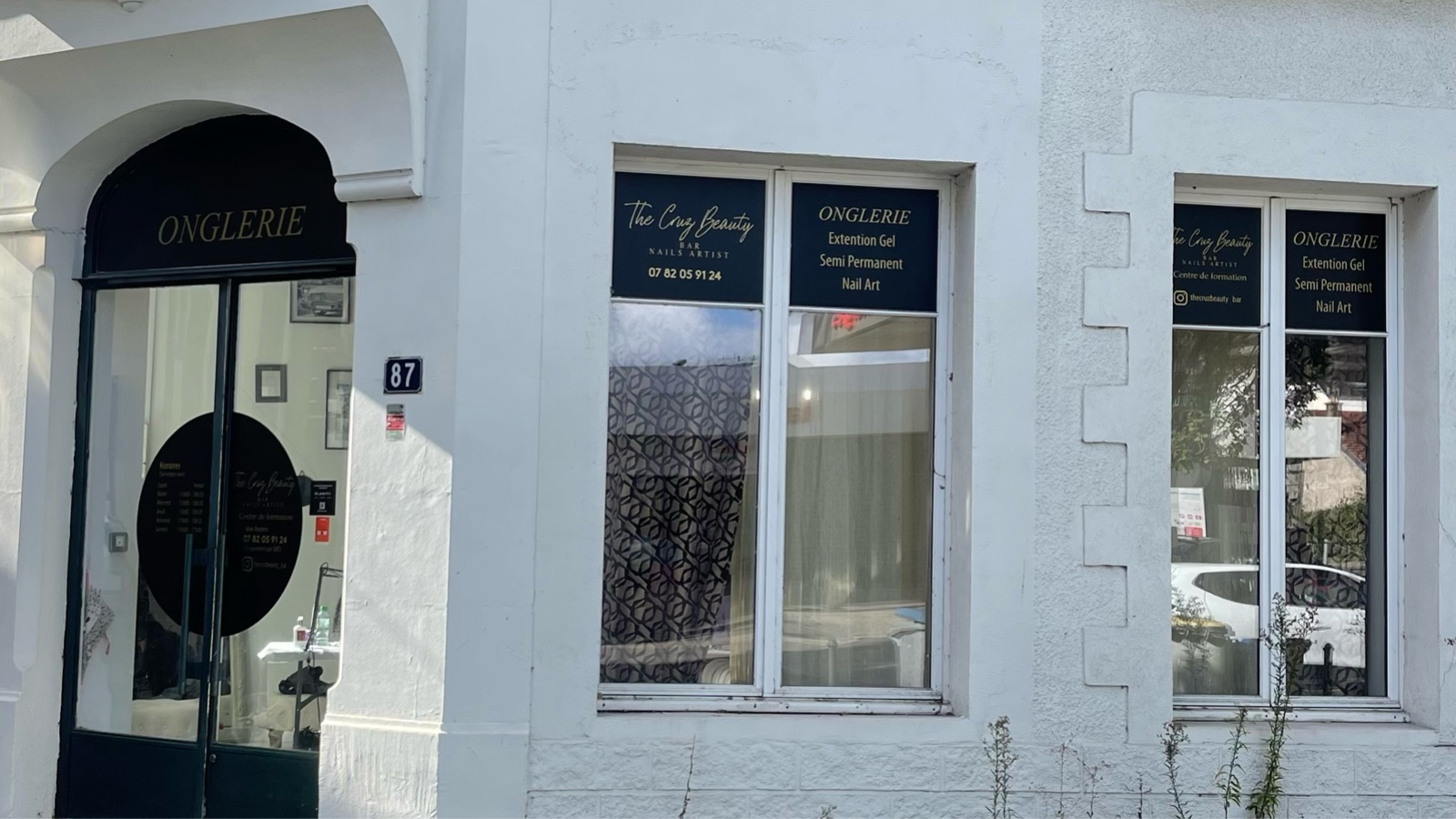 The Cruz Beauty bar