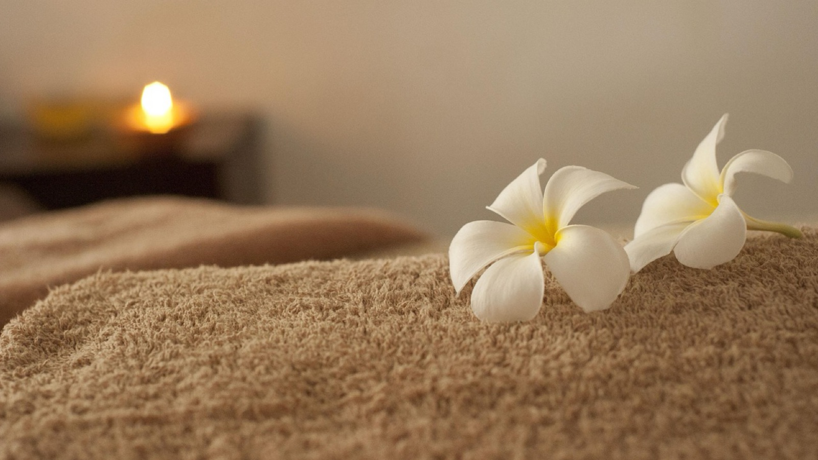 ESPACE BIEN-ÊTRE | INVITATION AU SOIN MASSAGE BIEN-ÊTRE | PARIS