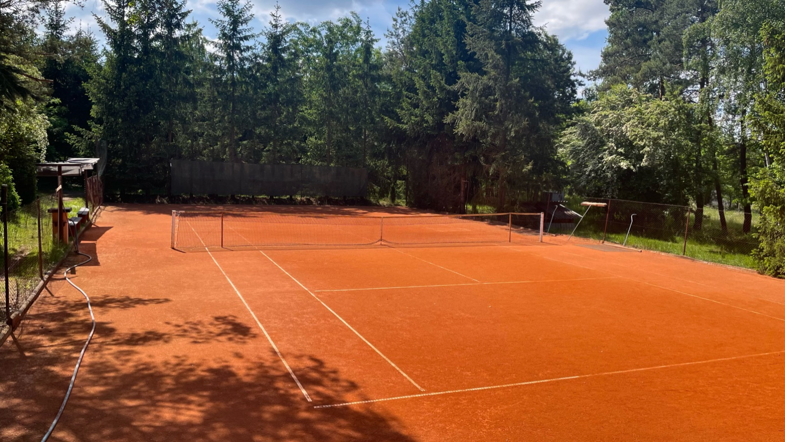 Tenisový kurt u Krausů