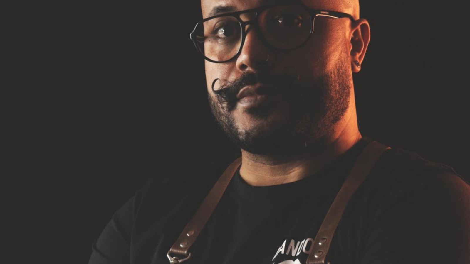 Nando’s Barber Shop