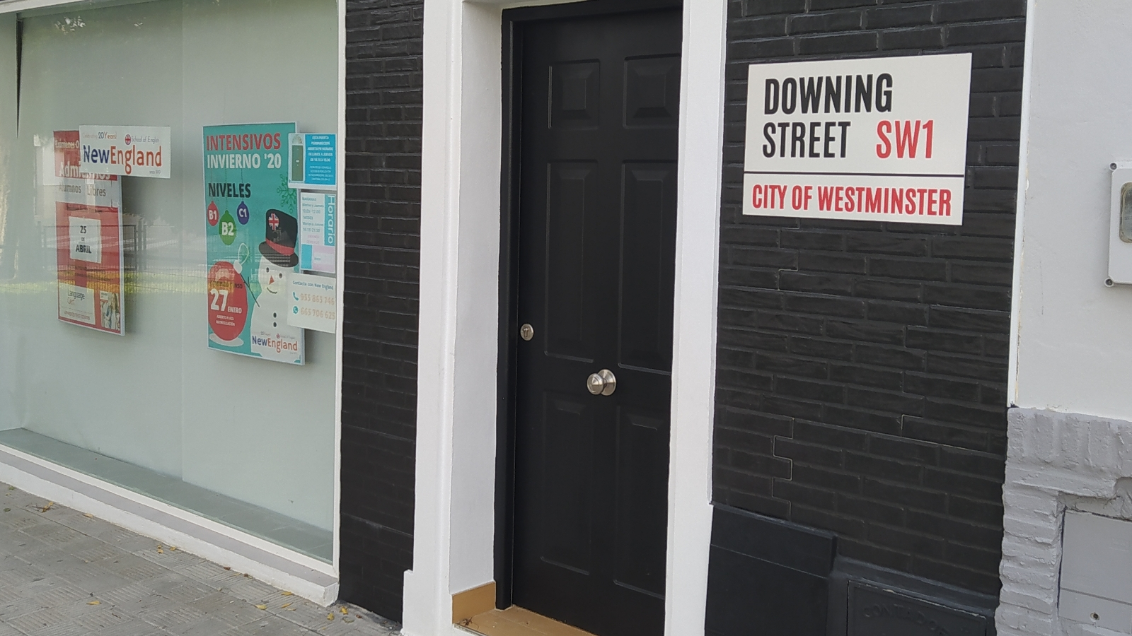 New England School of English SL