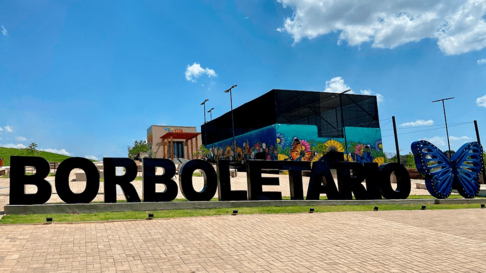 Borboletário Municipal de Urânia
