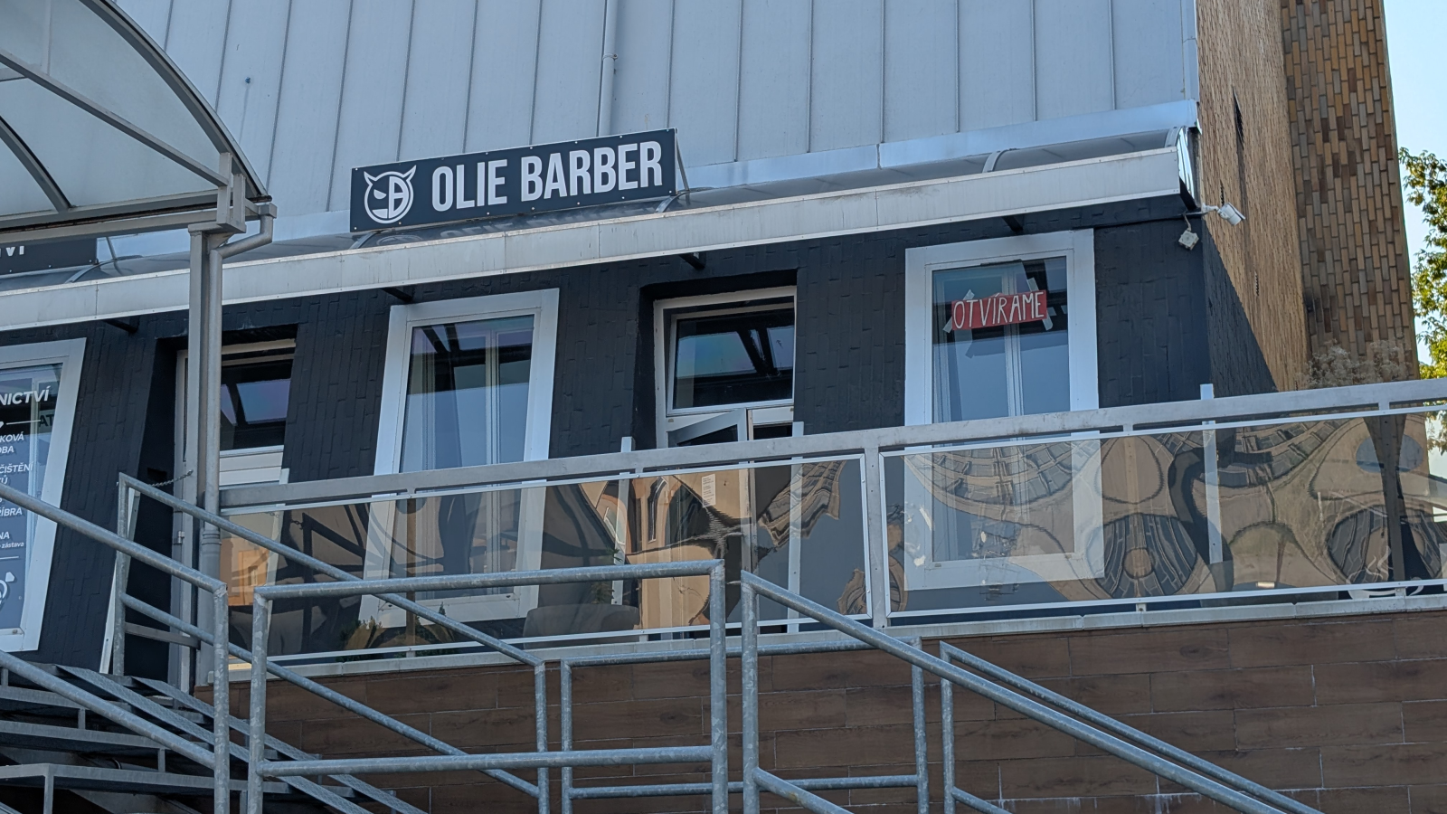 Olie Barber