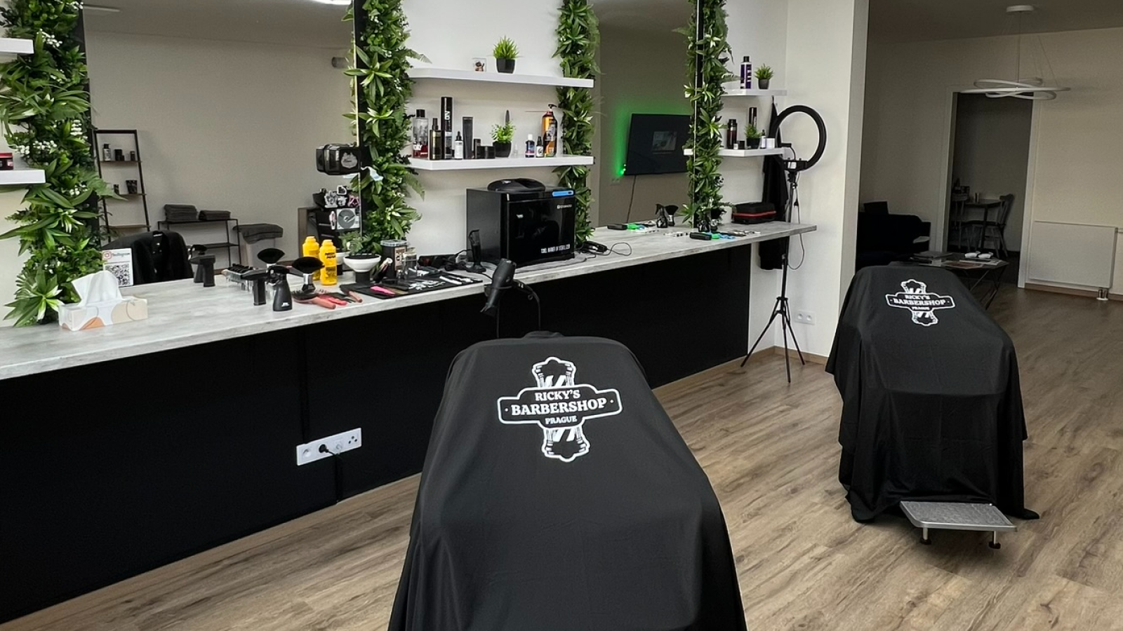 Ricky’s Barbershop Prague
