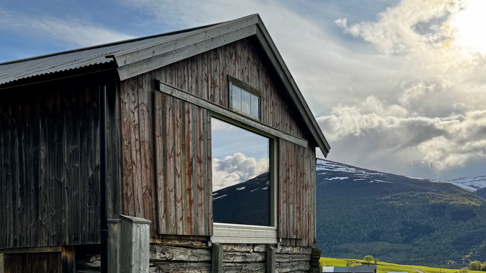 Berglys Yoga på Loslia