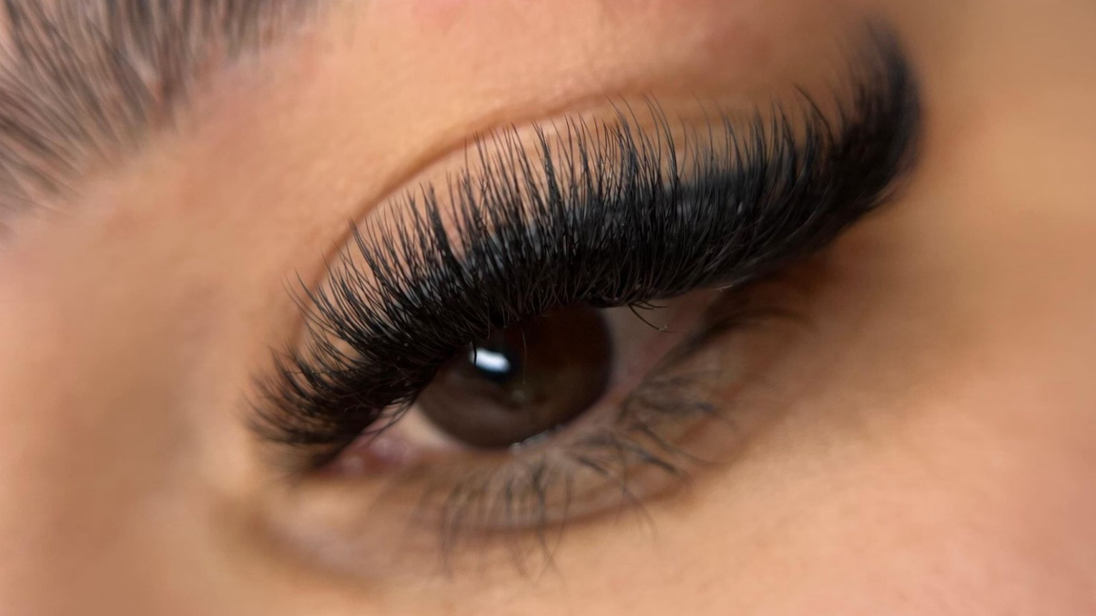 Golden Lash Luxury