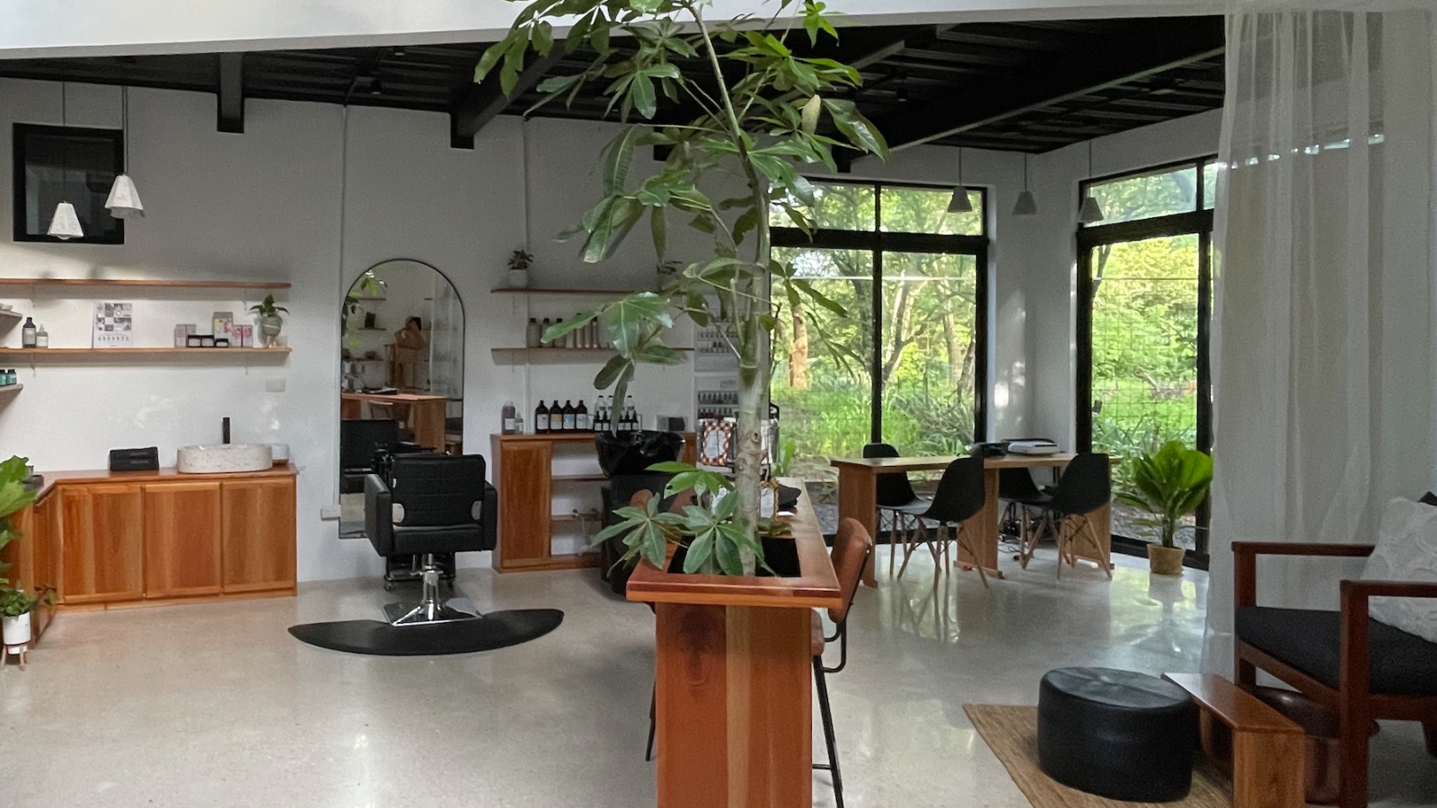 Pura Beauty & Wellness