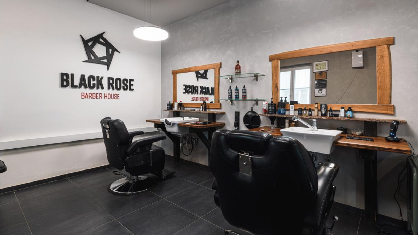 BlackRoseBarberHouse Slavkov u Brna
