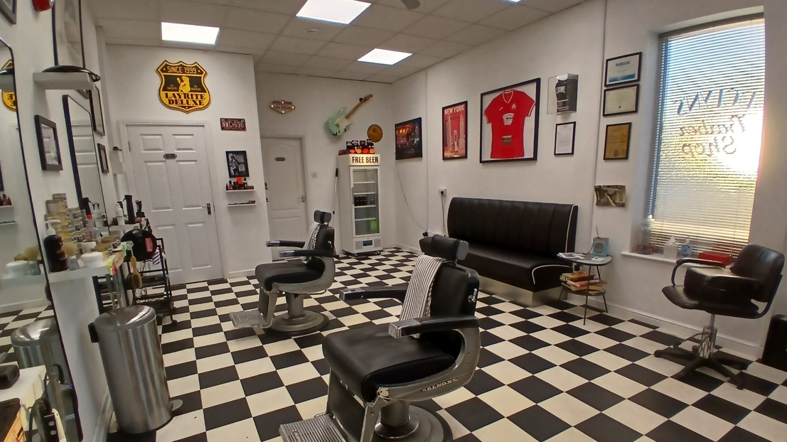 Dolyn's Barber Shop