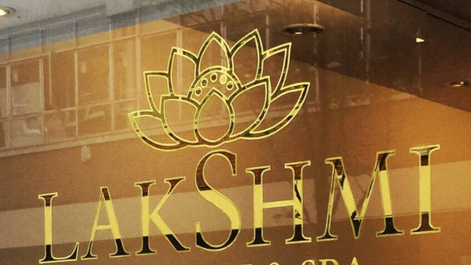 Lakshmi Beauty Center & Solário