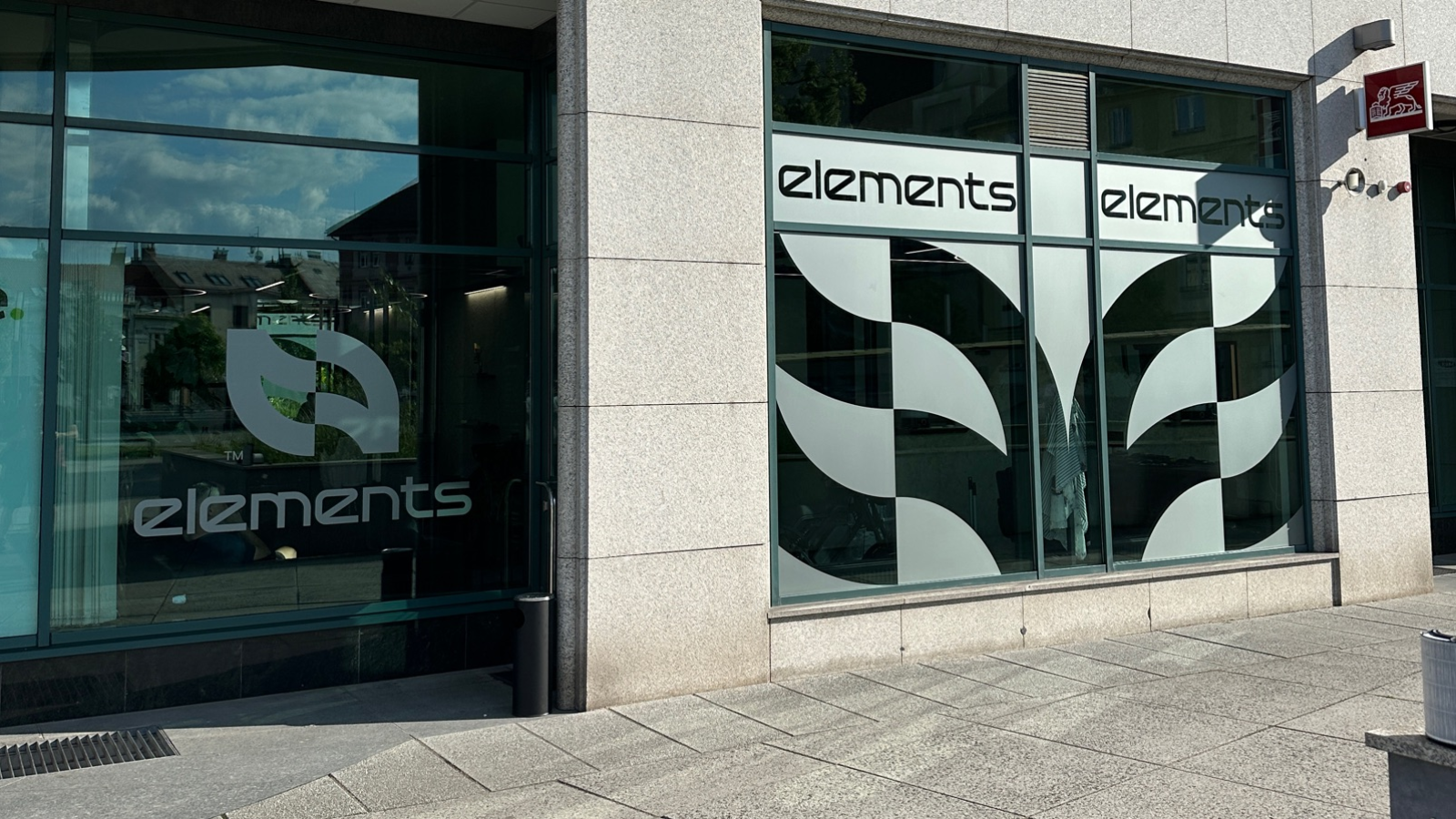 ELEMENTS Barber