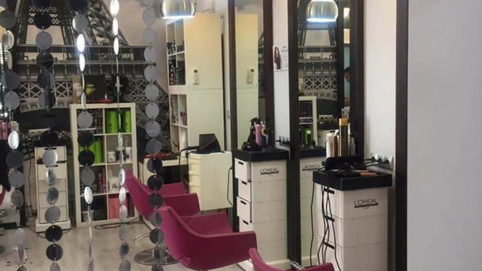 Mirka Cíbiková HAIR STYLIST