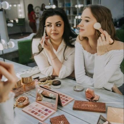 Páros önsminkelő oktatás