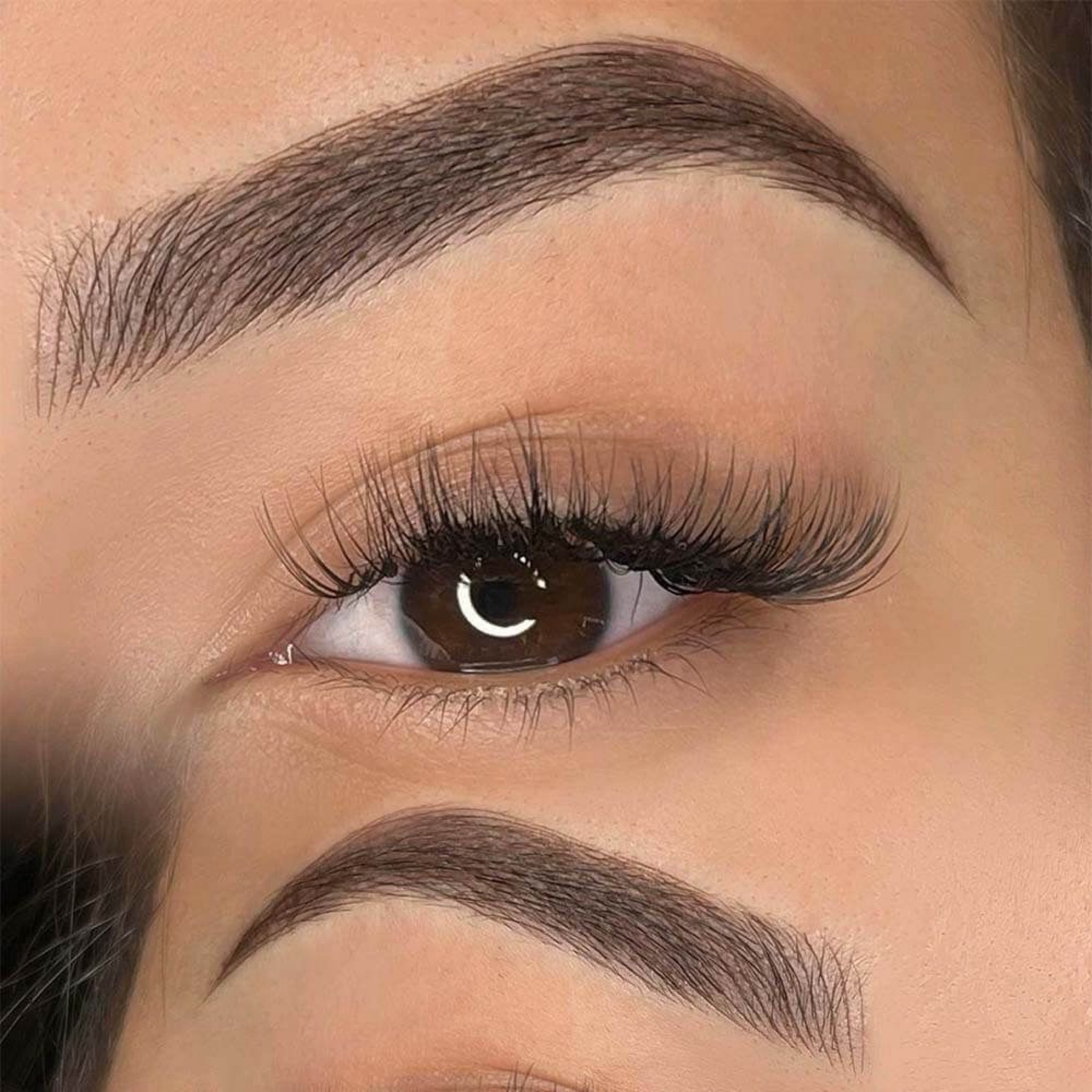 Vláskování + Pudrové obočí (Microblading+shading)