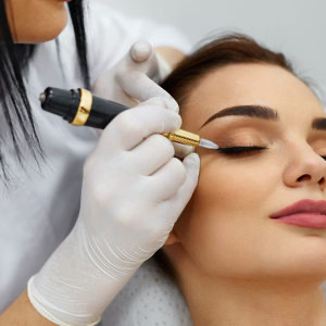 Permanentmakeup Lidstrich