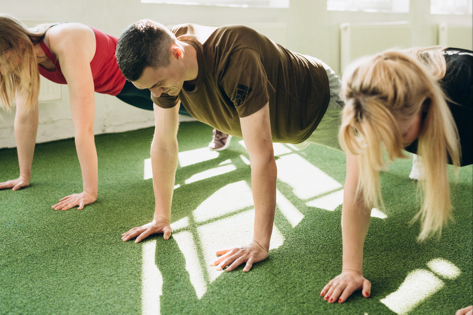 FITNESS Pieaugušo mini grupa