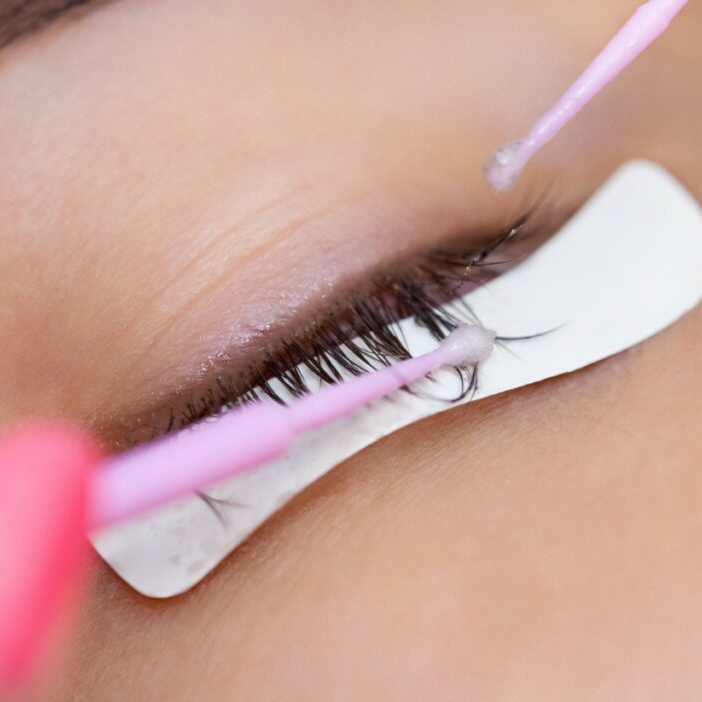 Odstranění umělých řas