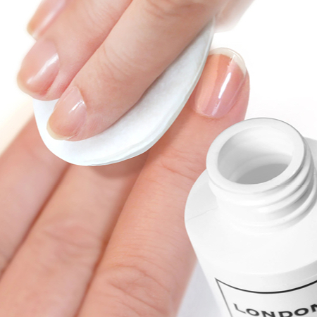 Odstranění gelů a akrylů + manikúra