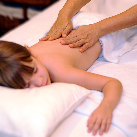 Frissítő kisgyermek masszázs (30 perc)