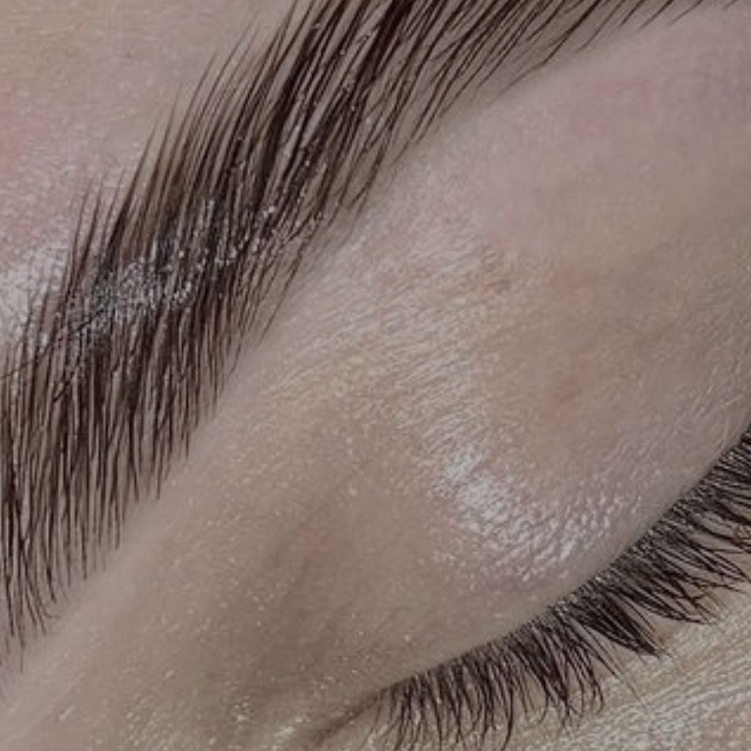 Brow Lift/ Botox/ restructuration des sourcils/ teinture