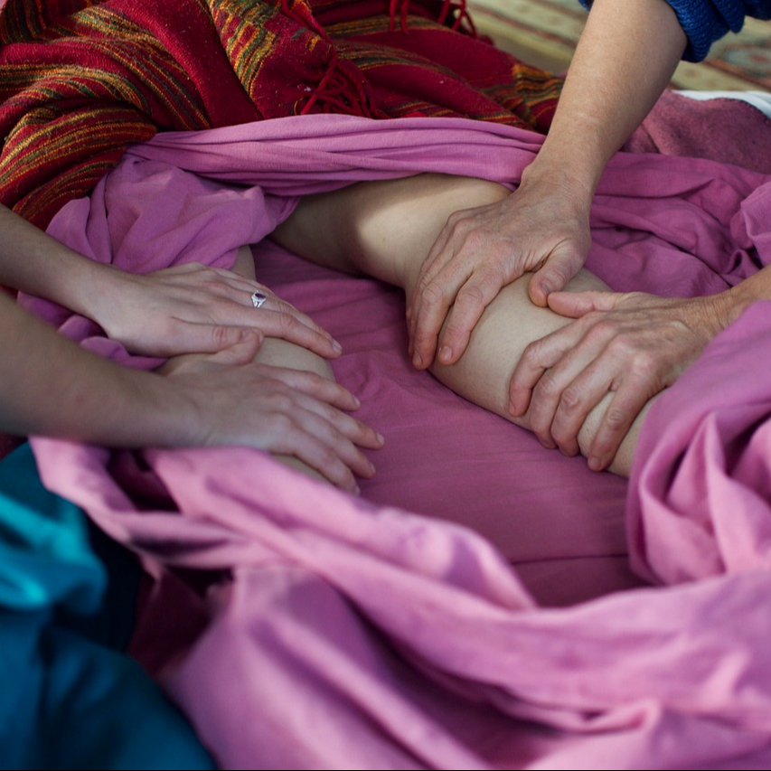 Soin Rituel Rebozo pour femmes à 4 mains (2 praticiennes)