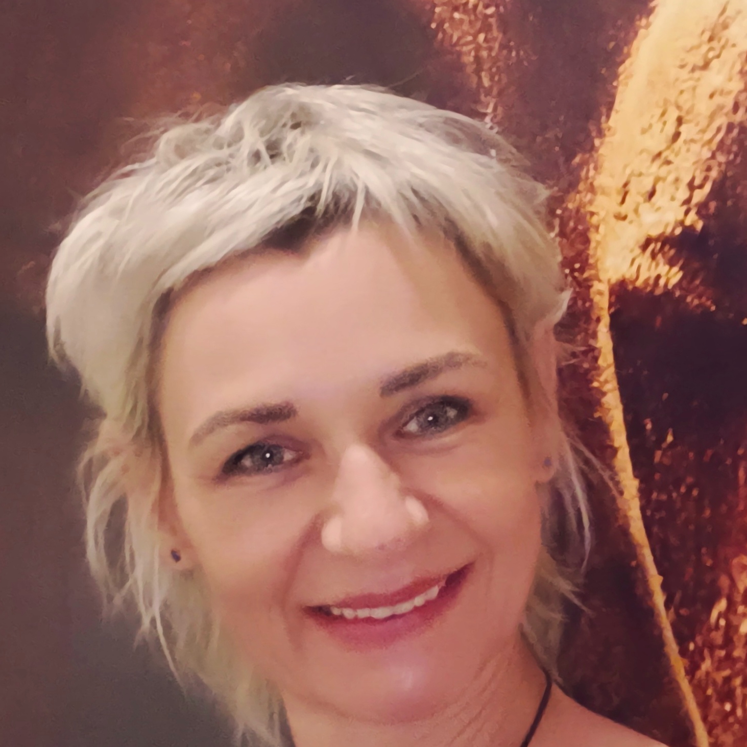 Aromatherapy massage 1 hour with PINKI