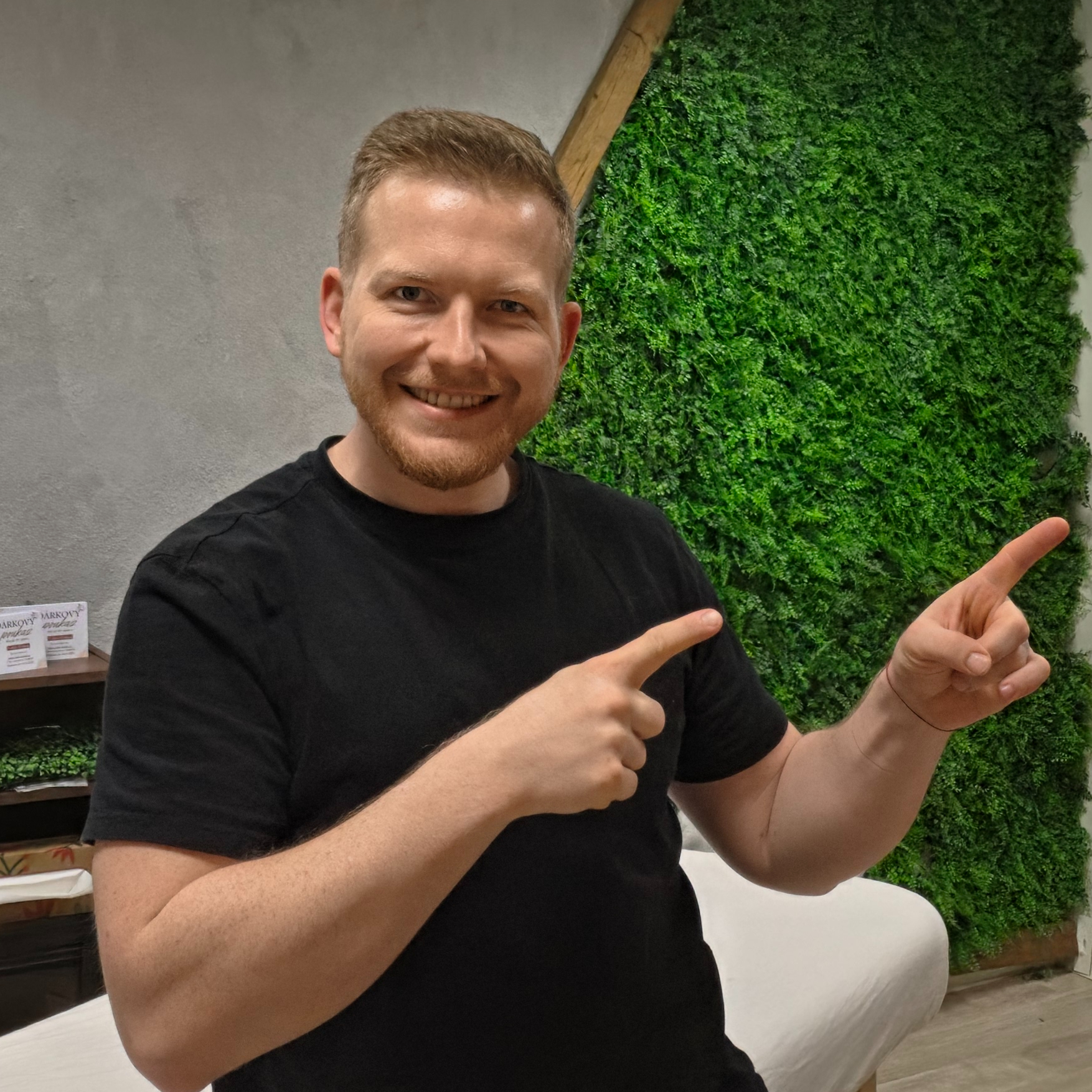 Masáž spojena s baňkováním ( Od 1.2. 899,-)