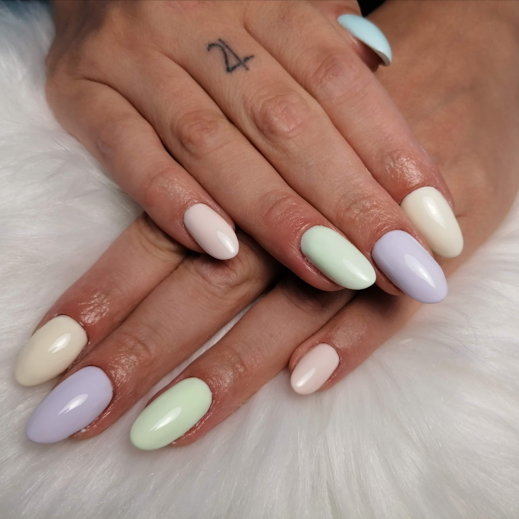 Pose capsules américaine + couleur unie