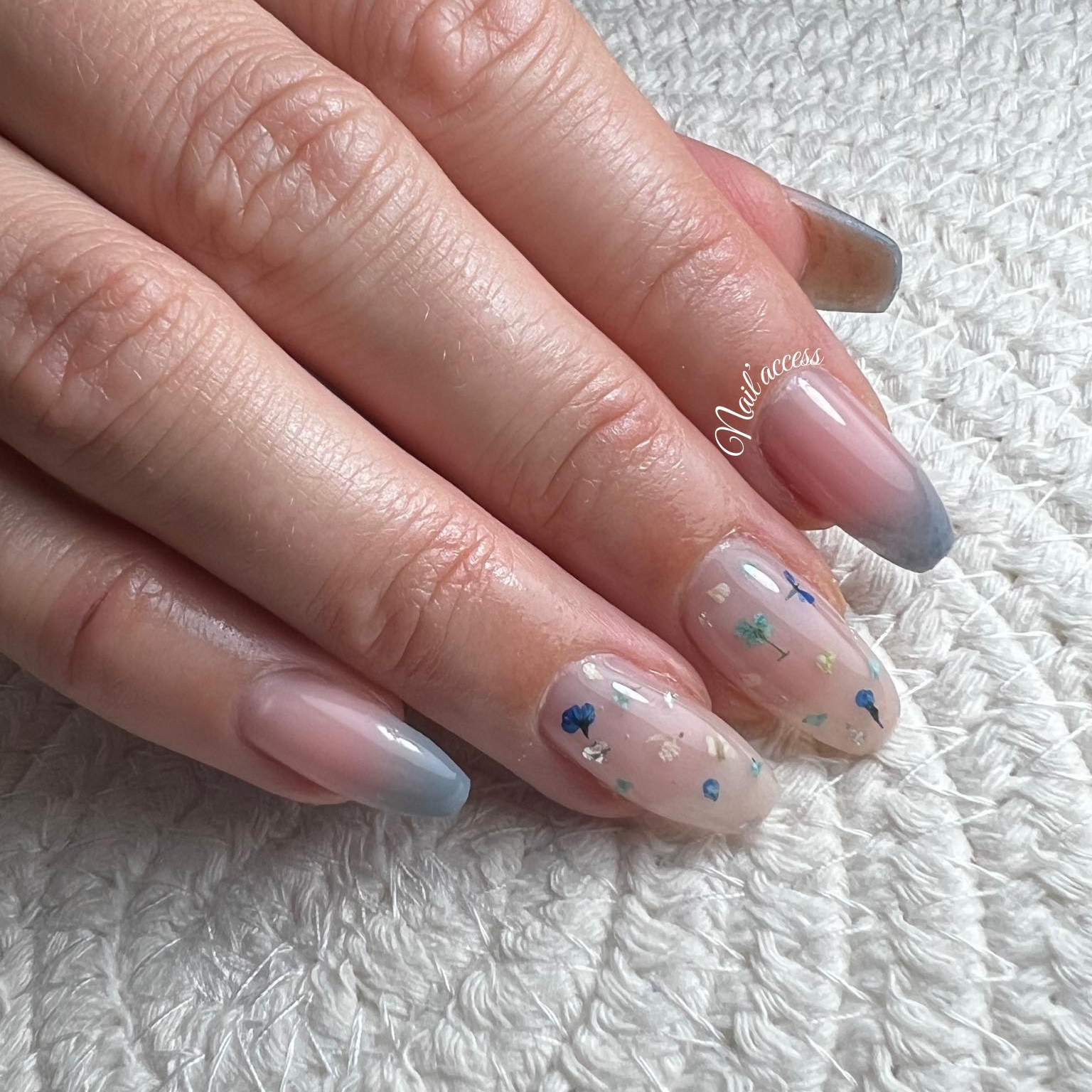 Renforcement sur ongle naturelle (1ére pose = ongle à nu)
